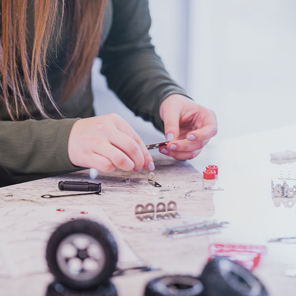 Erector Set for Boys - Girls | Metal Model Kits for Adults Teens and Advanced Kids Stem Toys | Build A Car Plane or Excavator | Educational Toys | Engineering Toys | Building Kit